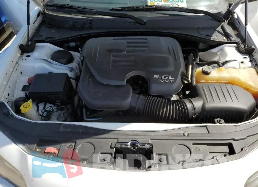 2C3CCABG5GH135117 Photo# 11