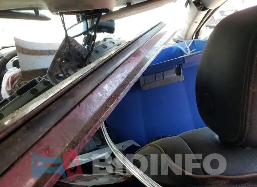 2G1145S32H9170447 Photo# 8