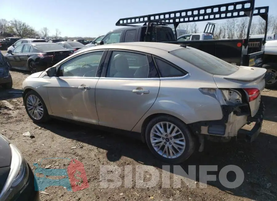 1FADP3J21JL202284 Photo# 2