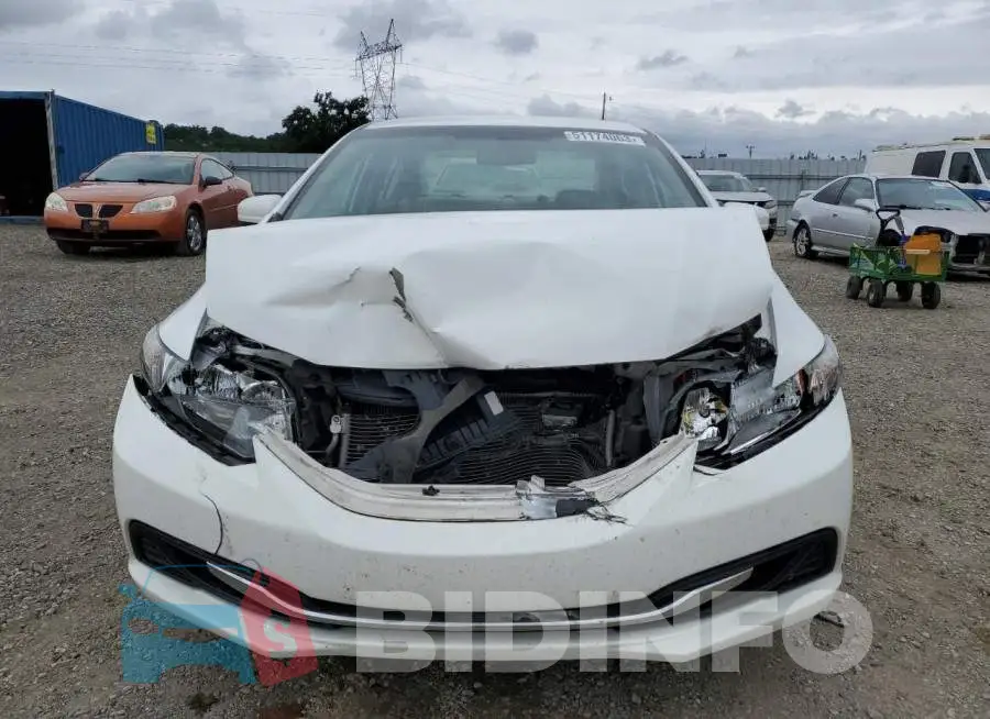 19XFB2F58FE029717 Photo# 5