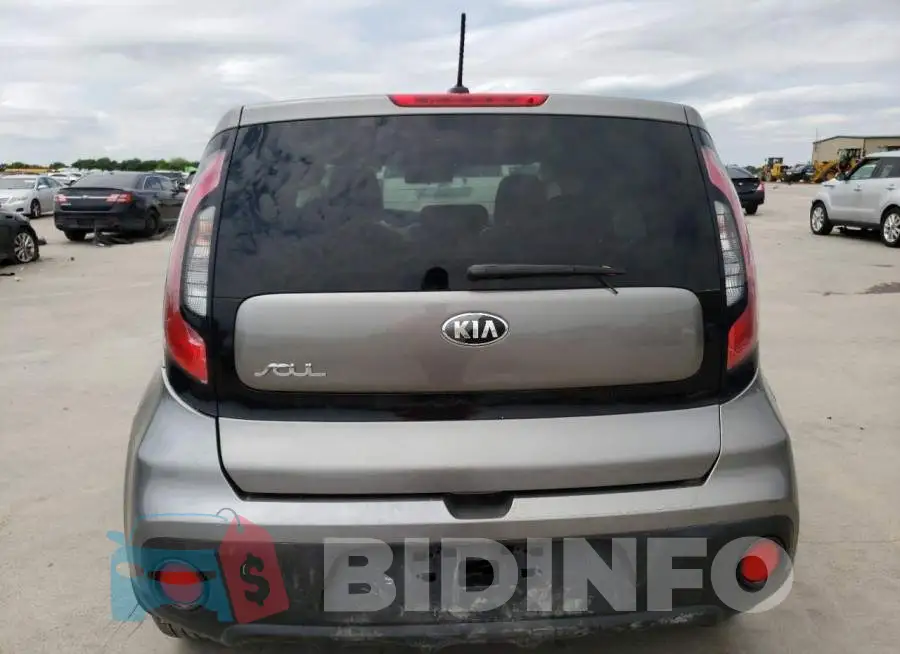 KNDJN2A23J7542400 Photo# 6