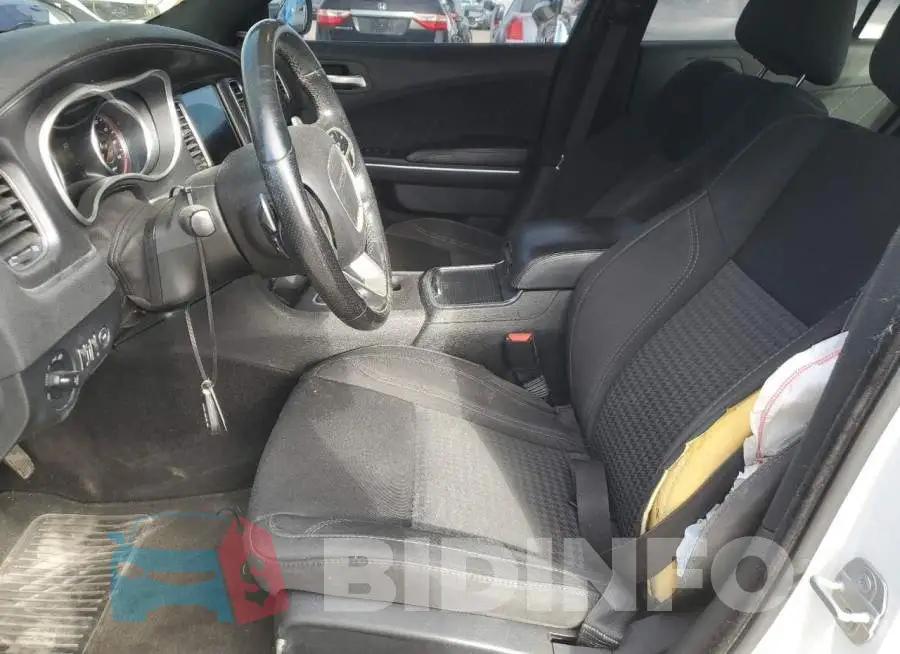 2C3CDXJG8JH235754 Photo# 7