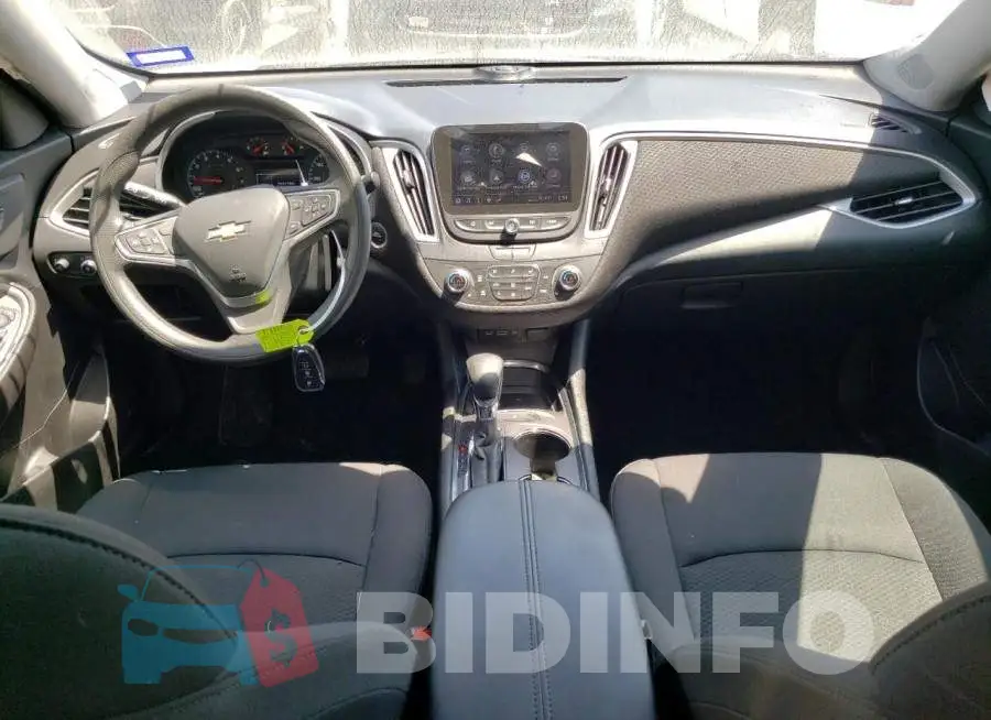 1G1ZD5ST1NF193014 Photo# 8