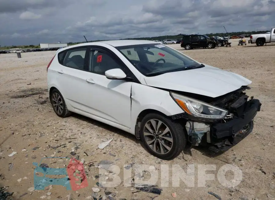 KMHCU5AE8FU225546 Photo# 4