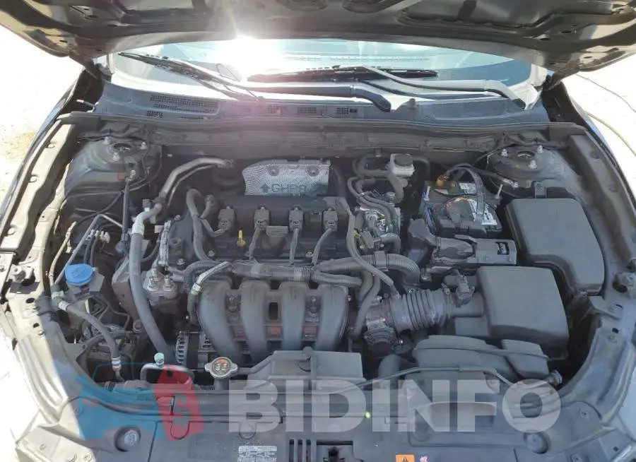 JM1BM1V77E1107332 Photo# 11