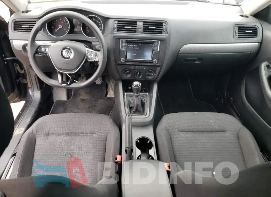 3VW167AJ8GM261237 Photo# 8