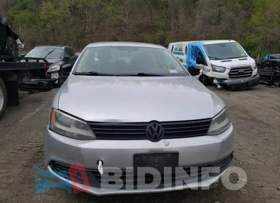 3VW2K7AJ2EM244673 Photo# 5