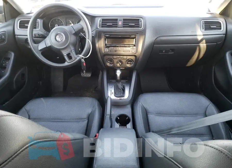 3VWD17AJXEM420932 Photo# 8