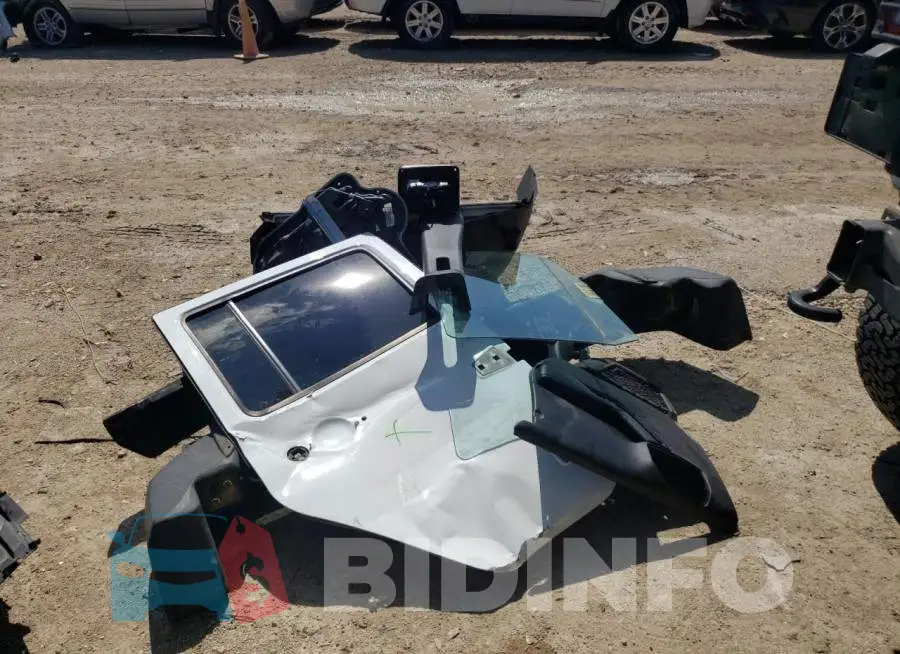 1C4BJWFG3GL119540 Photo# 12