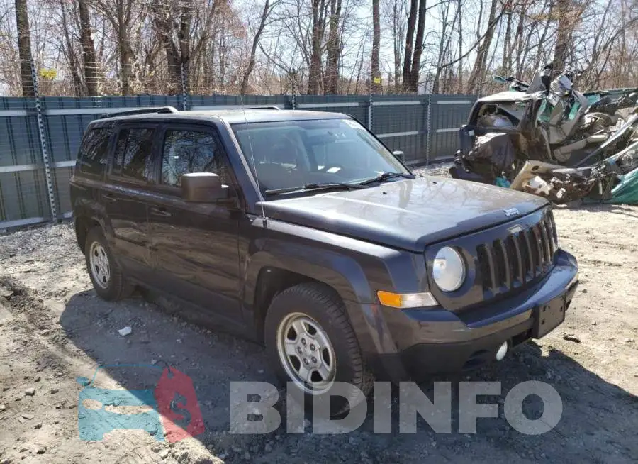 1C4NJPBAXED715496 Photo# 4