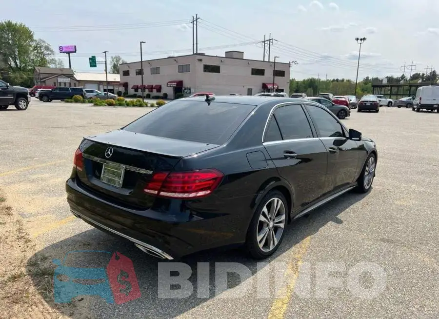 WDDHF5KB4FB088759 Photo# 4