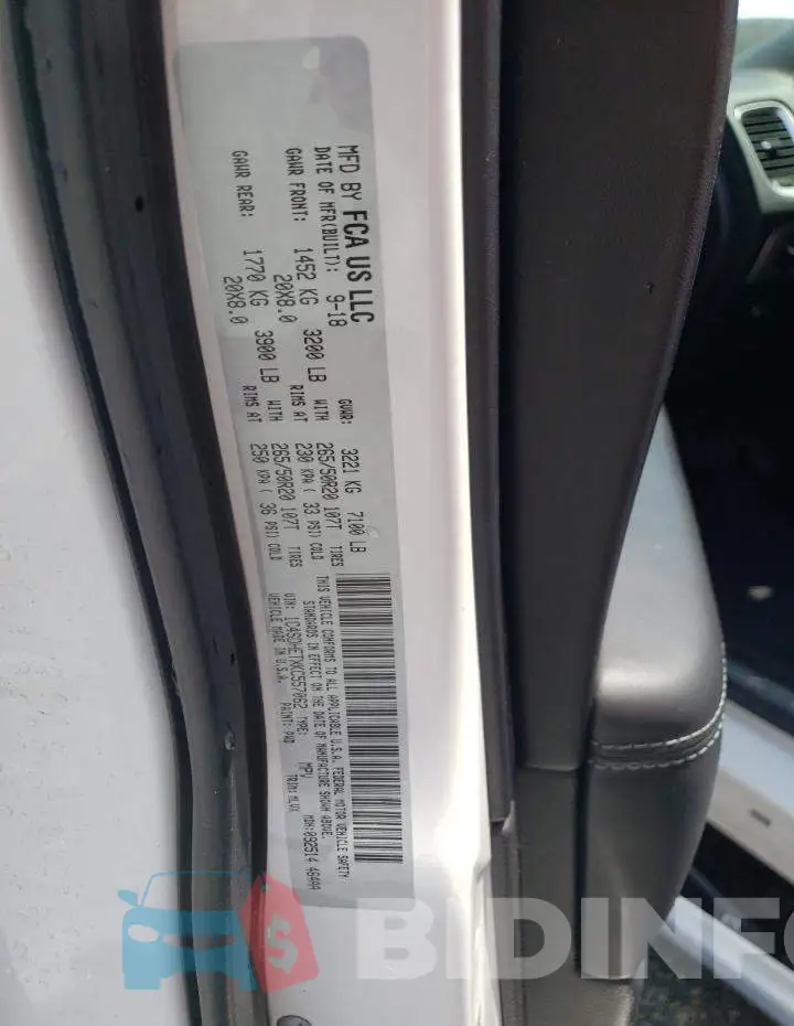 1C4SDHETXKC557062 Photo# 14