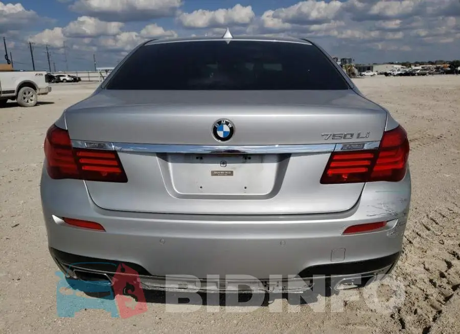 WBAYE8C54FD782232 Photo# 6