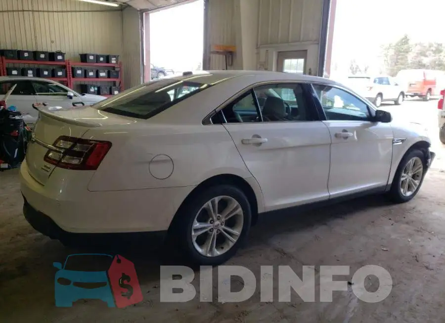 1FAHP2E80EG131040 Photo# 3