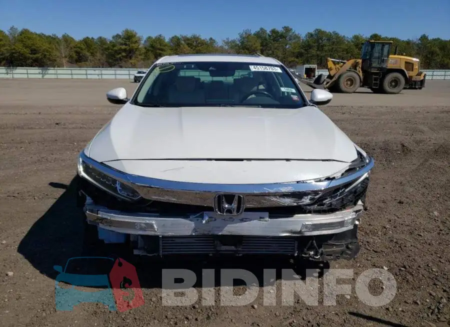 1HGCV1F55KA105462 Photo# 5