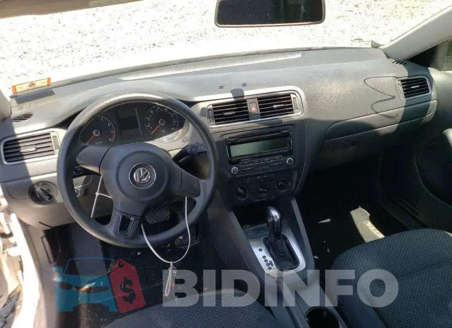 3VW2K7AJ6EM241355 Photo# 8
