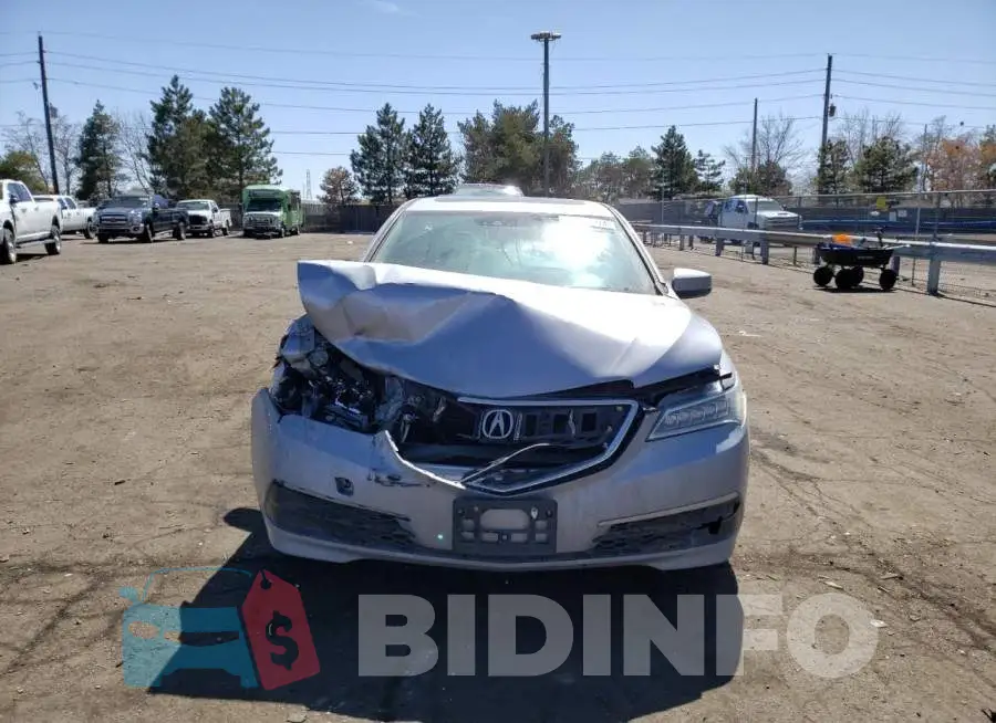 19UUB3F50FA005235 Photo# 5
