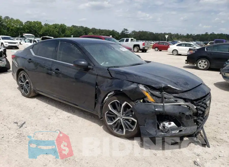 1N4BL4CV3PN328983 Photo# 4