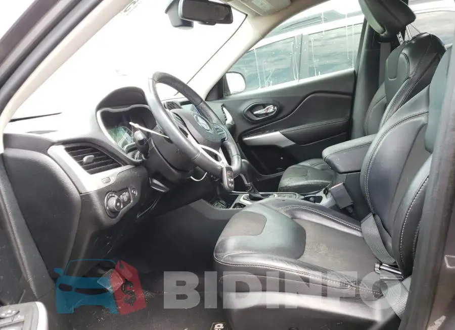 1C4PJLLB2JD622717 Photo# 7
