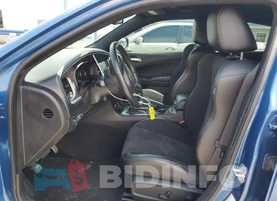 2C3CDXCT8MH570382 Photo# 7