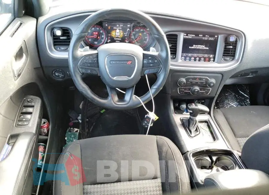 2C3CDXJG3KH739257 Photo# 8