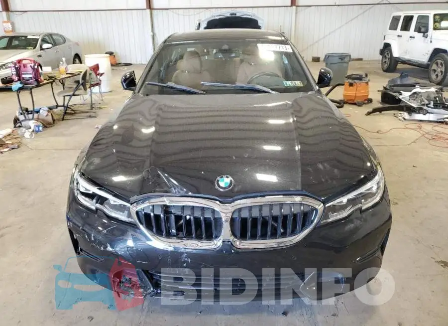 3MW5R7J04M8B85178 Photo# 5