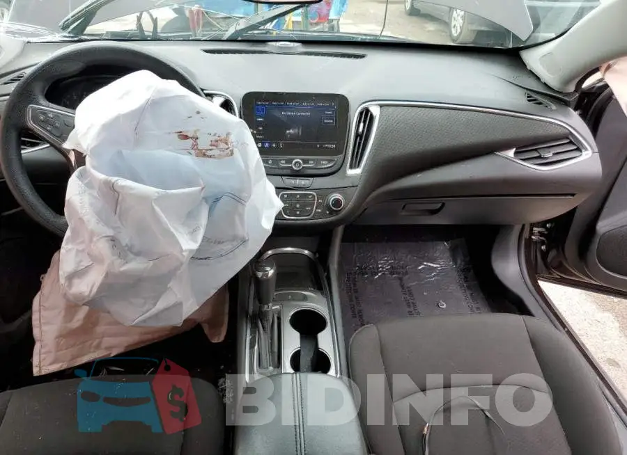 1G1ZD5ST4LF089114 Photo# 8