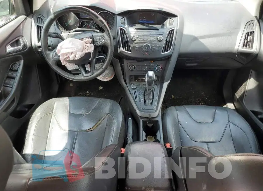1FADP3F24FL302444 Photo# 8