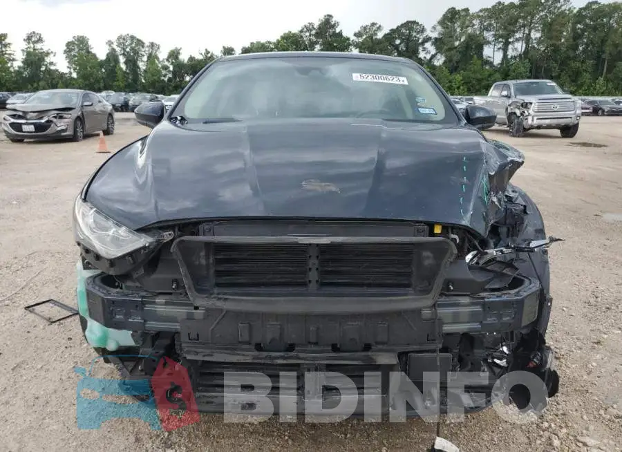 3FA6P0HD9LR111105 Photo# 5