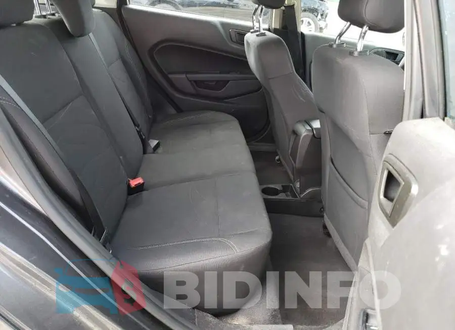 3FADP4EJXKM102398 Photo# 10