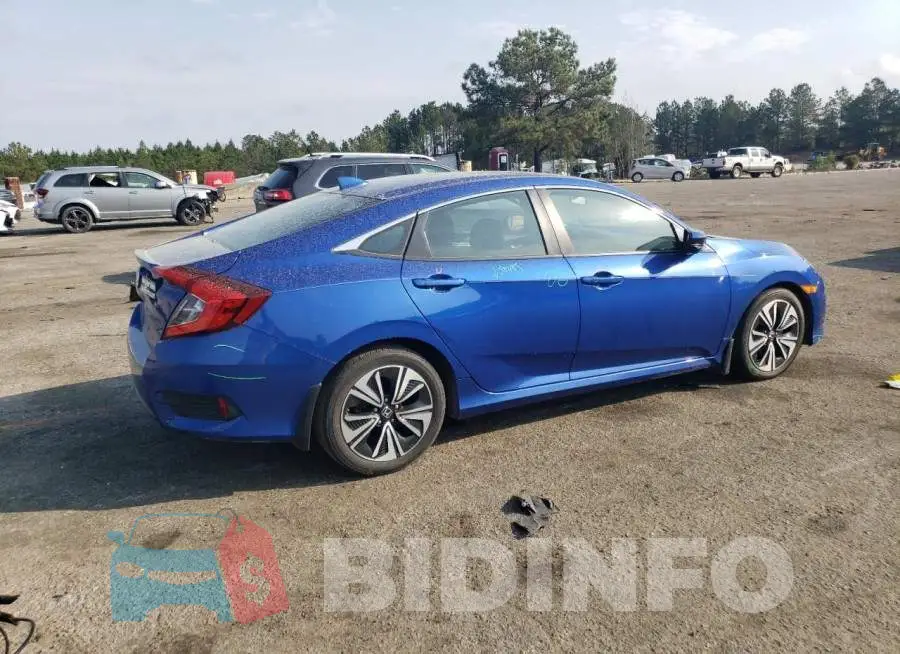 19XFC1F32HE013411 Photo# 3