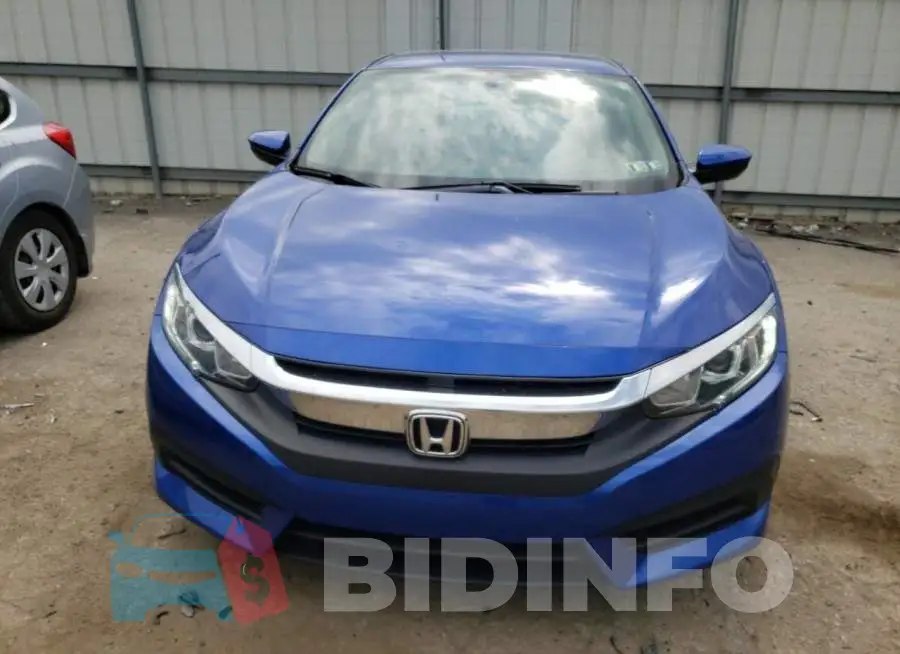 19XFC2F57GE212282 Photo# 5