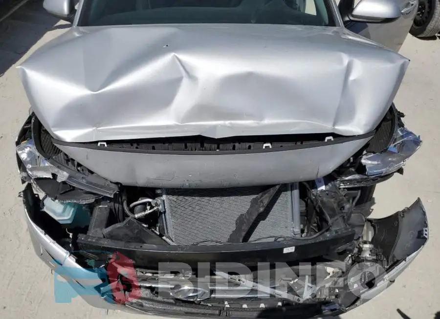 3KPC24A69ME136884 Photo# 11