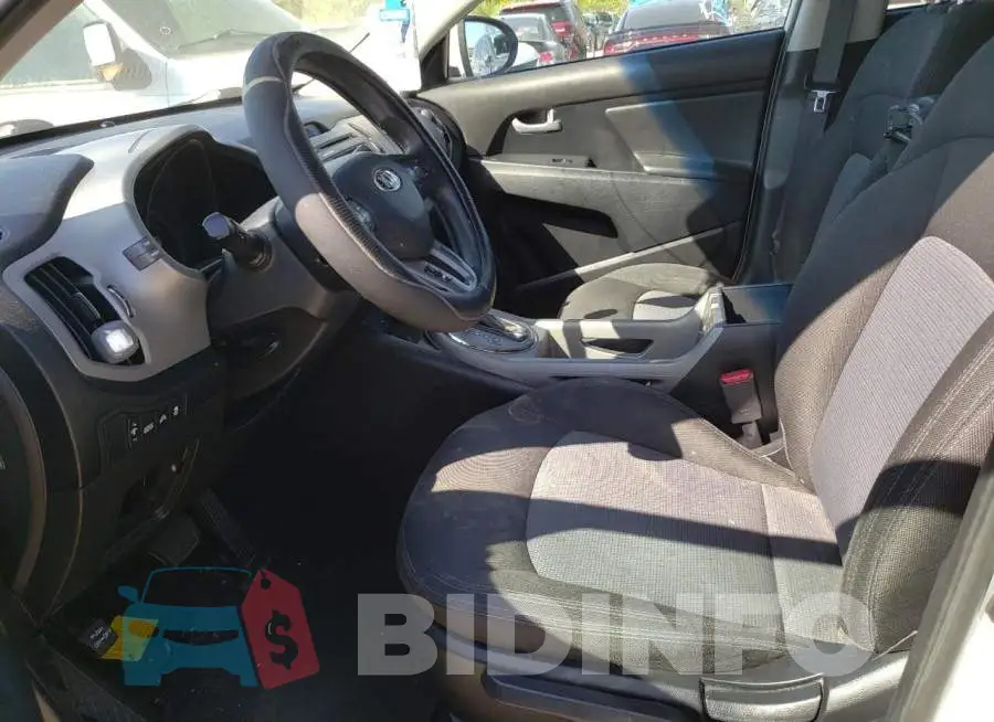 KNDPB3AC3G7871740 Photo# 7