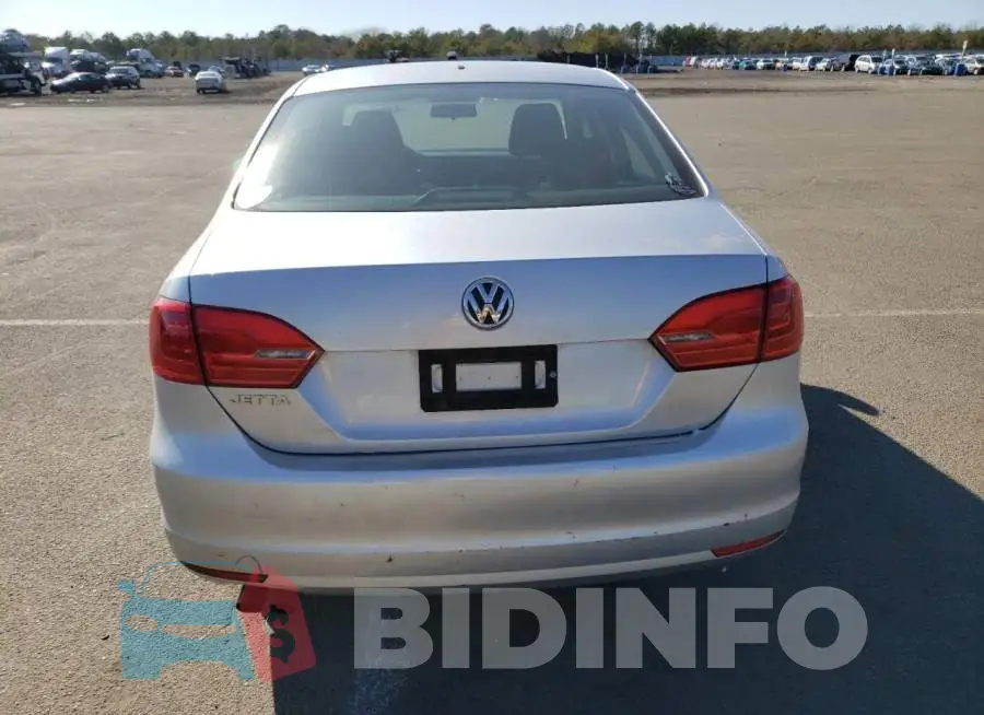 3VW2K7AJ3EM321096 Photo# 6