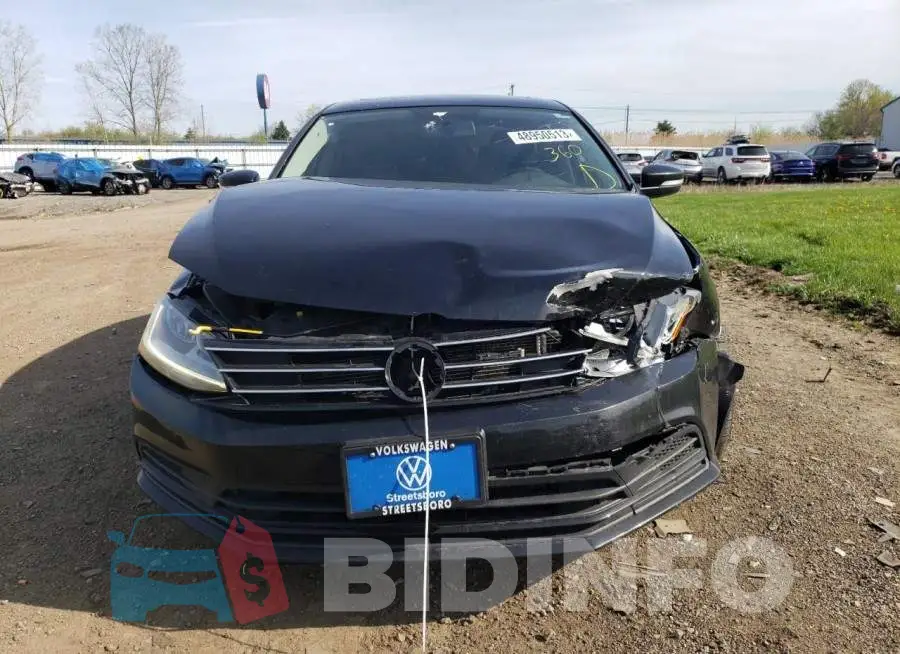 3VWDB7AJ4HM225524 Photo# 5