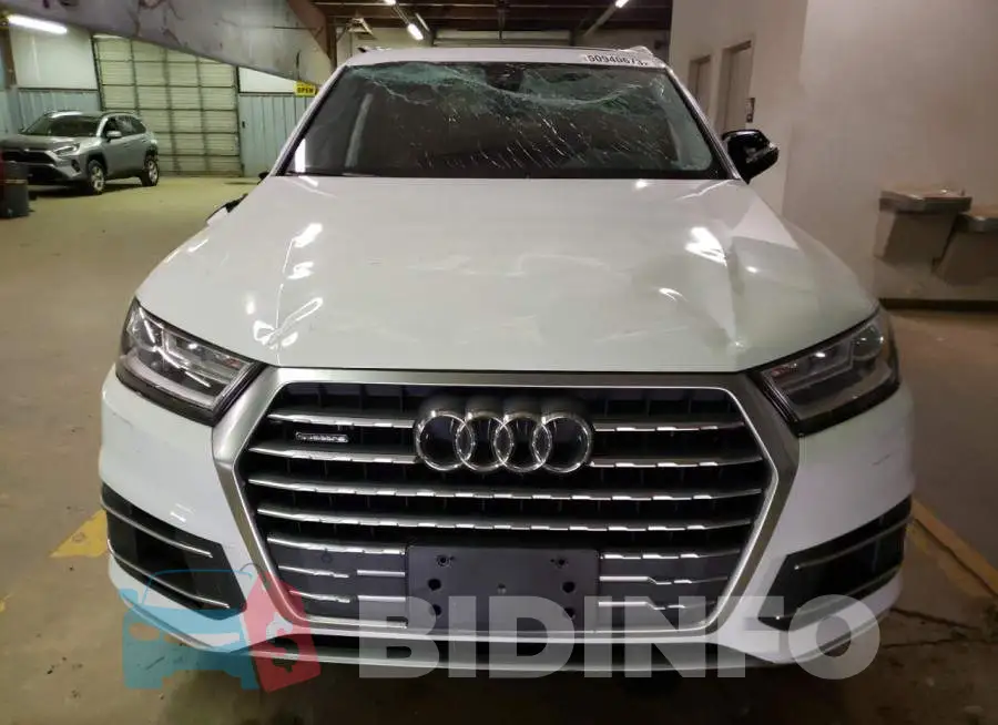 WA1AHAF77KD038564 Photo# 5