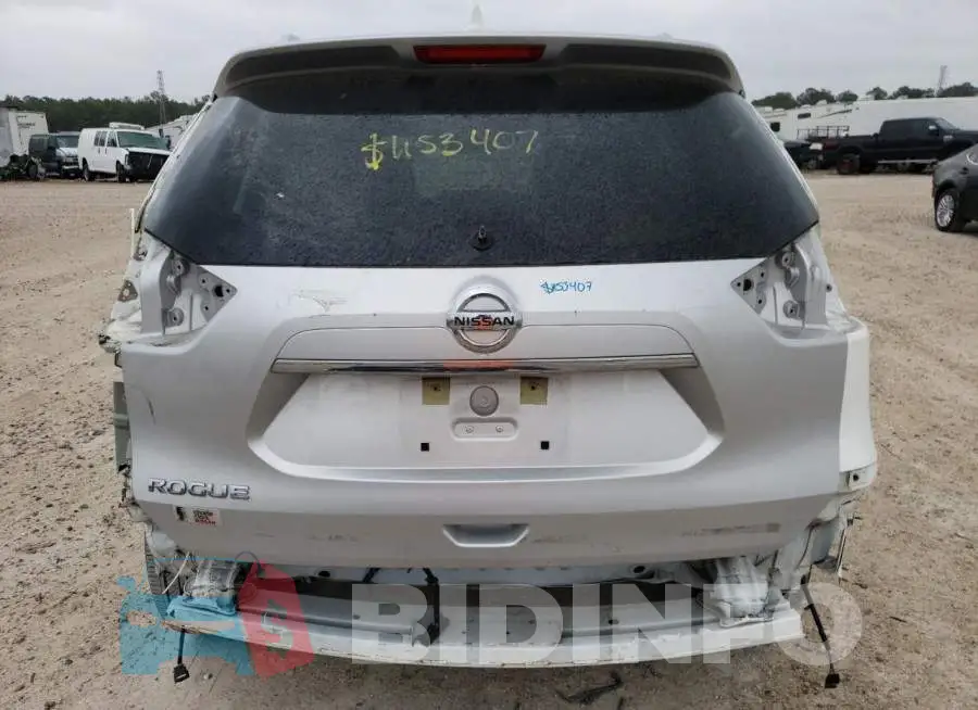 KNMAT2MV3HP601211 Photo# 6