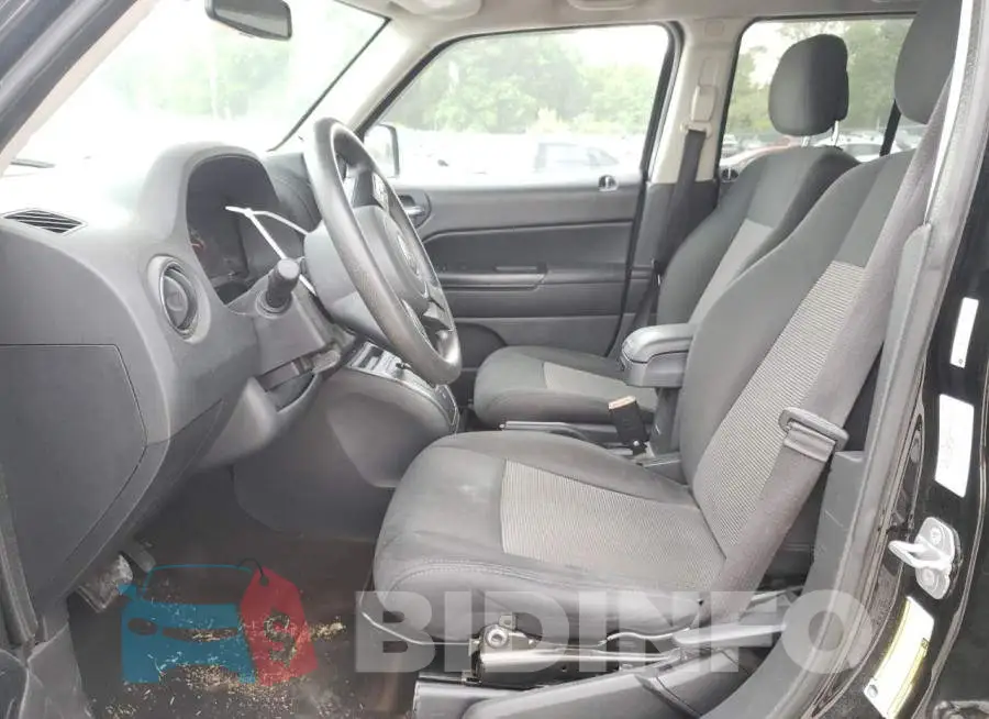 1C4NJRBB9ED774172 Photo# 7
