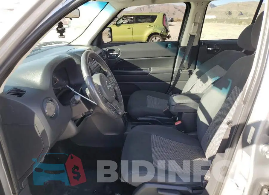 1C4NJRFB9ED759732 Photo# 7