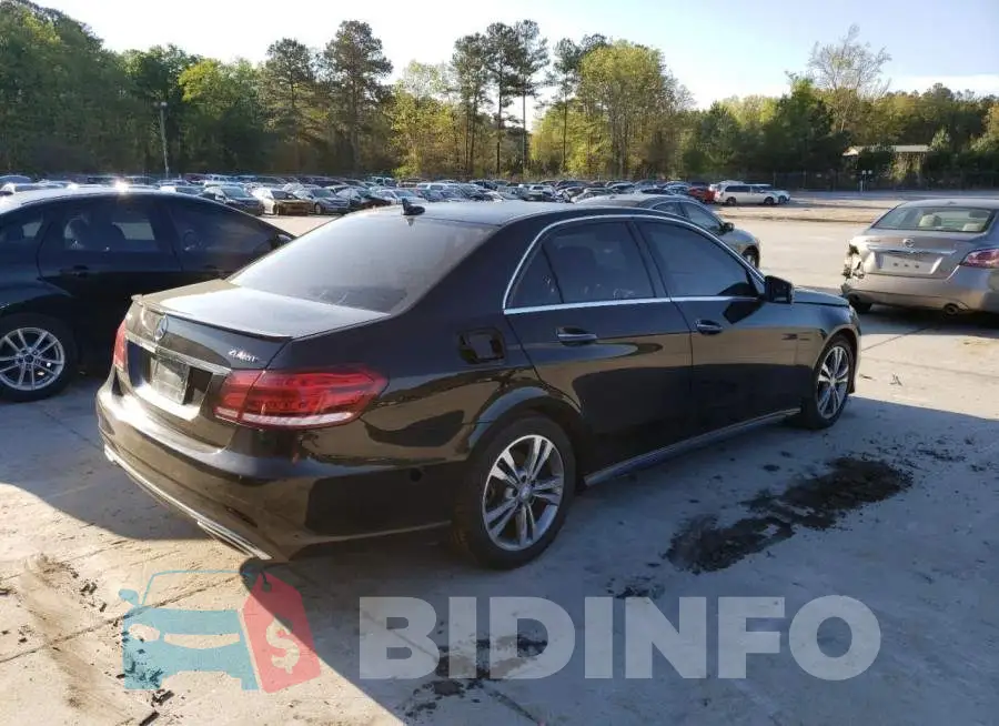 WDDHF8JB8FB106487 Photo# 3