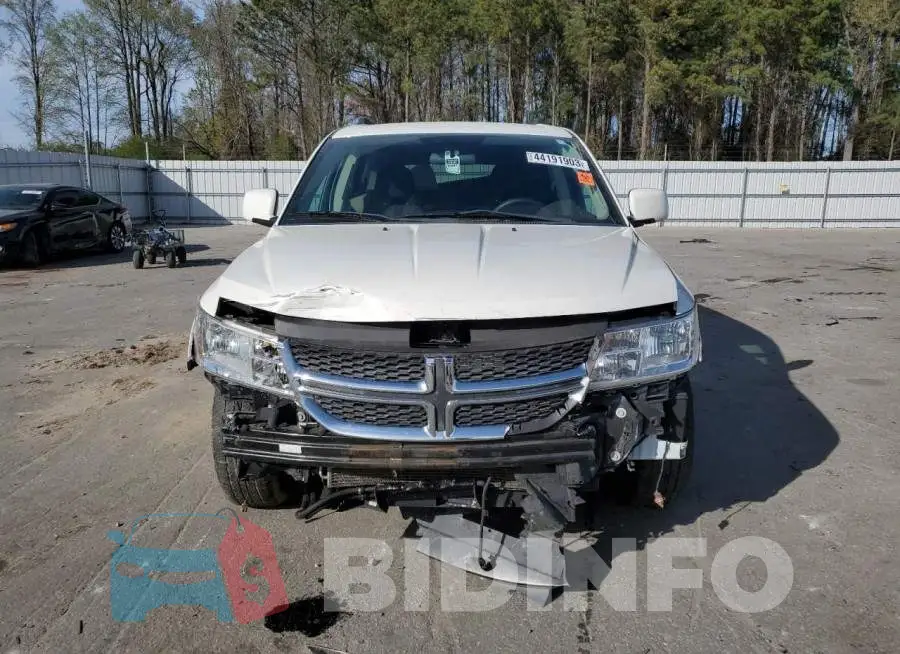 3C4PDCBG7GT131082 Photo# 5