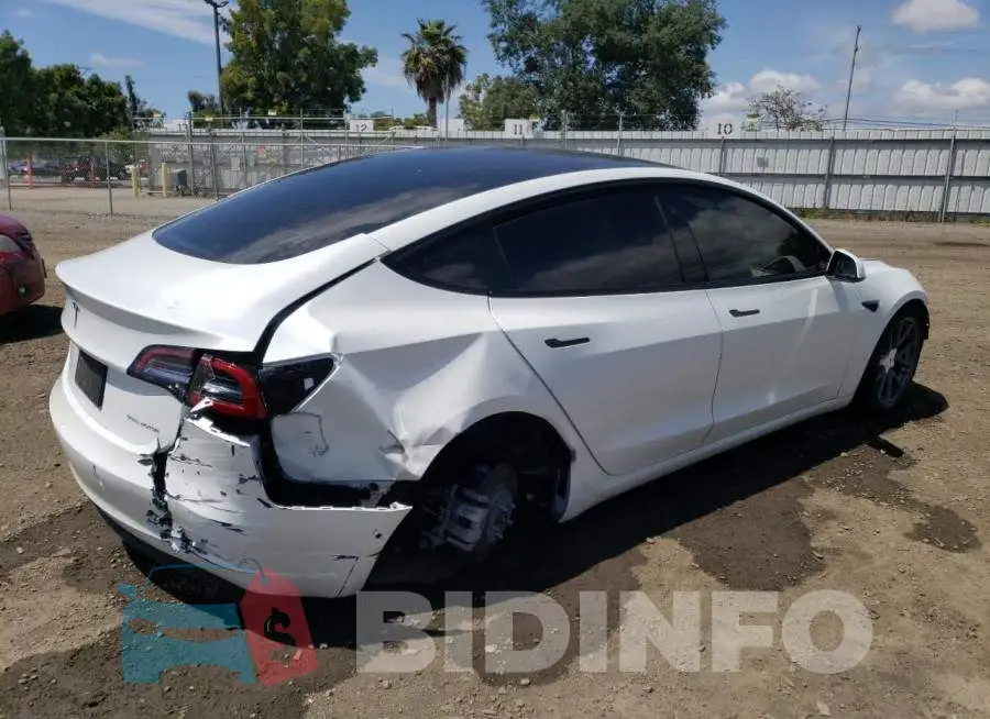 5YJ3E1EB3NF253871 Photo# 3