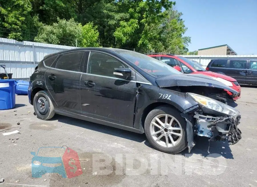 1FADP3N27GL362284 Photo# 4