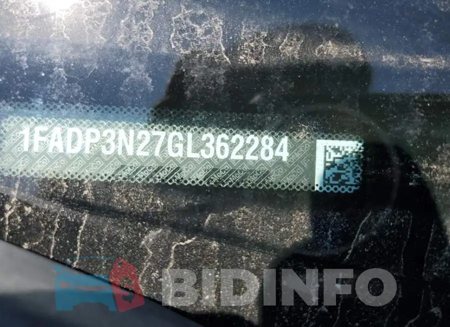 1FADP3N27GL362284 Photo# 12
