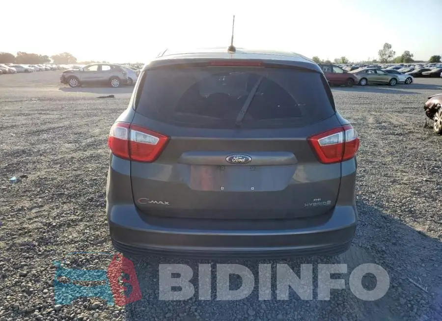 1FADP5AU2FL114039 Photo# 6