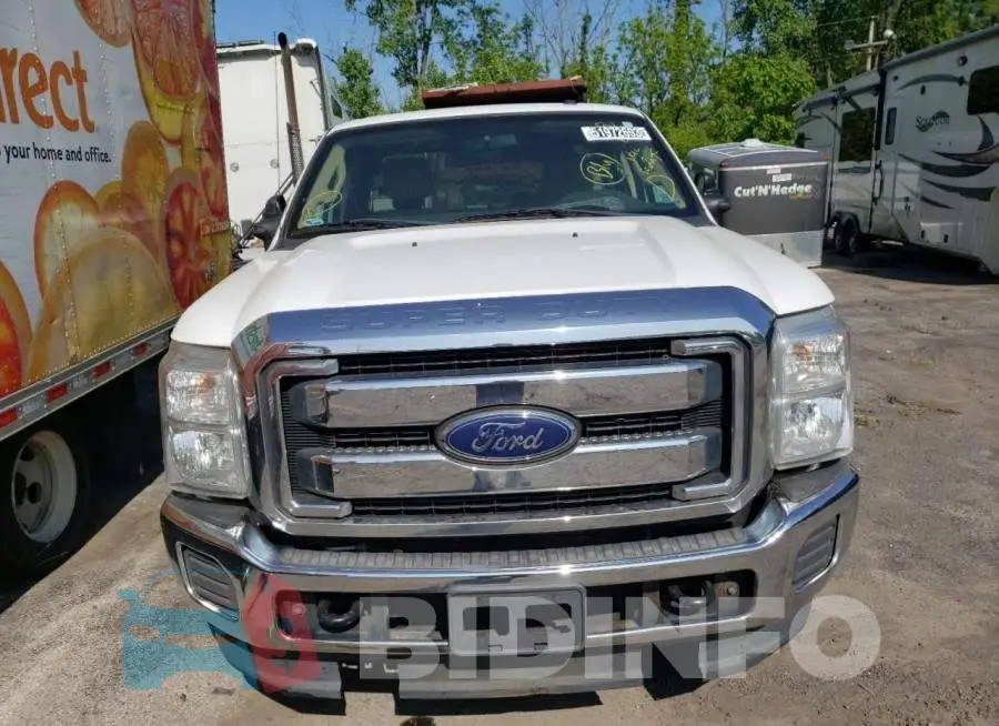 1FT7X2B63FED70913 Photo# 5