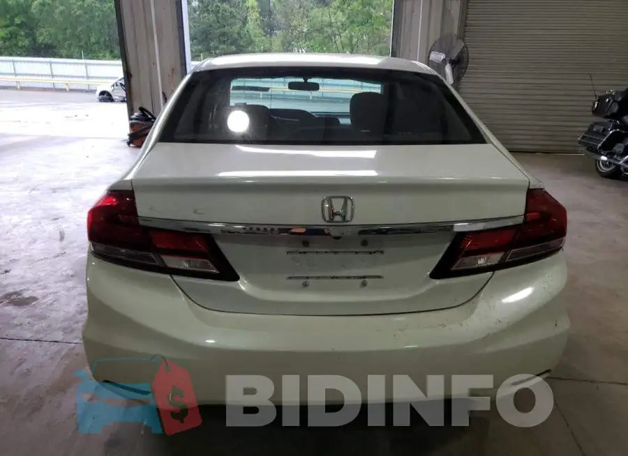 19XFB2F94FE021147 Photo# 6