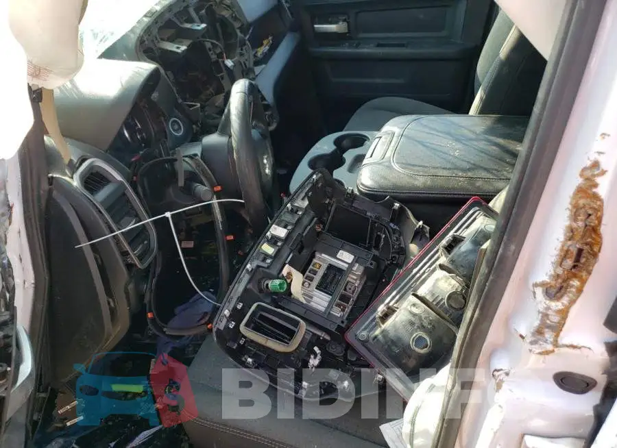 3C63RRGL4KG628981 Photo# 7