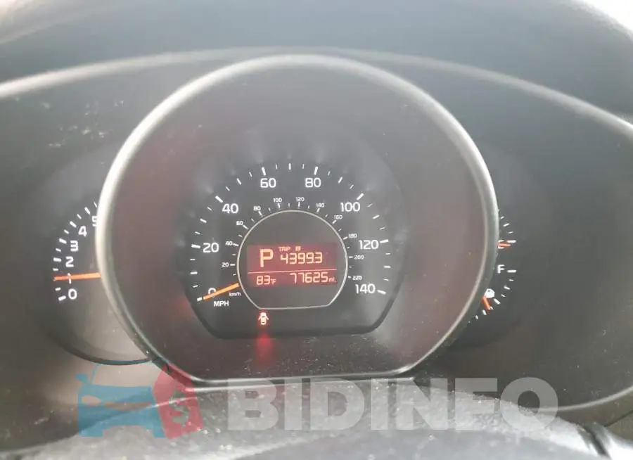 KNDJN2A2XF7132331 Photo# 9